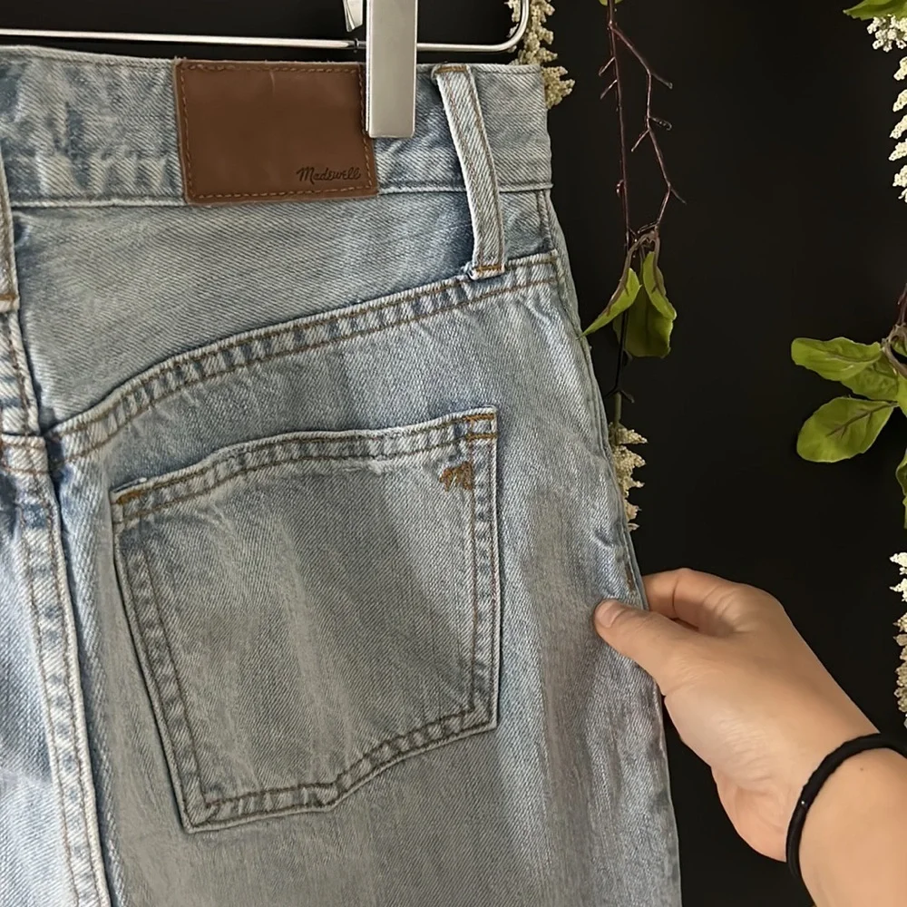Madewell Perfect Vintage Jeans in Fitzgerald Wash. size 25x28‎